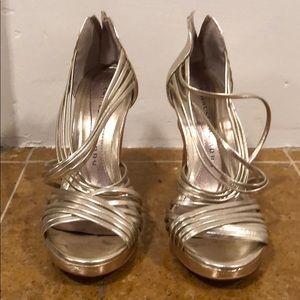 Chinese Laundry Gold Heels